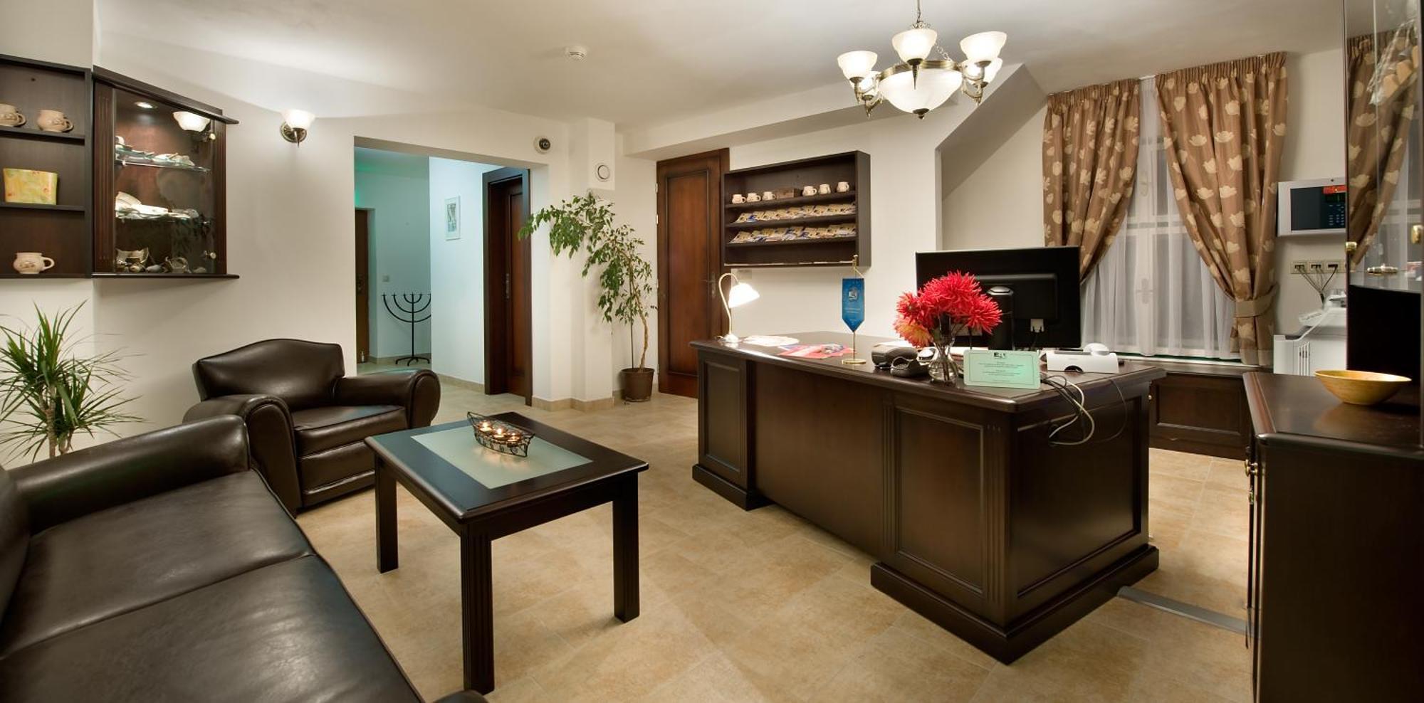 Hotel Joseph 1699 เชบีช ภายนอก รูปภาพ